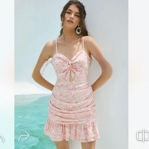 Twist Front Ruched Ruffle Hem Ditsy Floral Dress